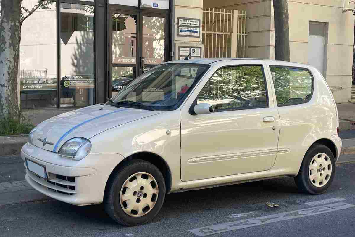 Fiat 600 elaborata diventa un bolide
