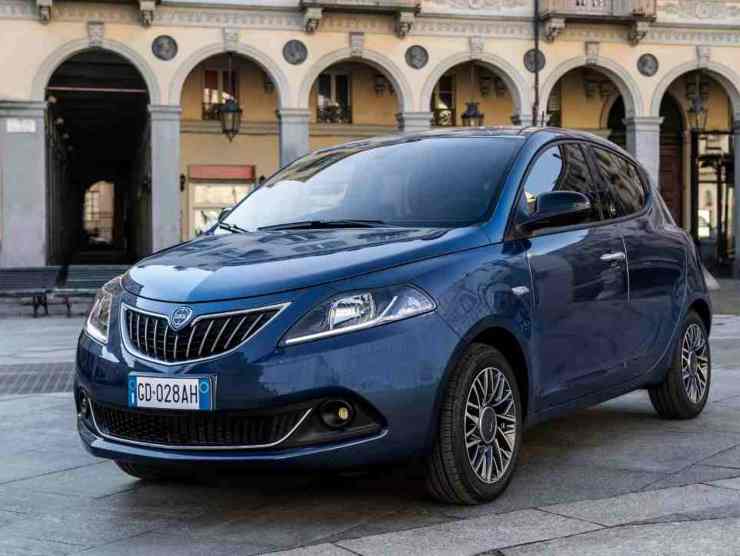 Lancia Ypsilon (Ansa) 14 novembre 2022 mondofuoristrada.it