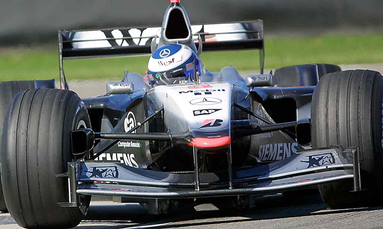 McLaren 2001