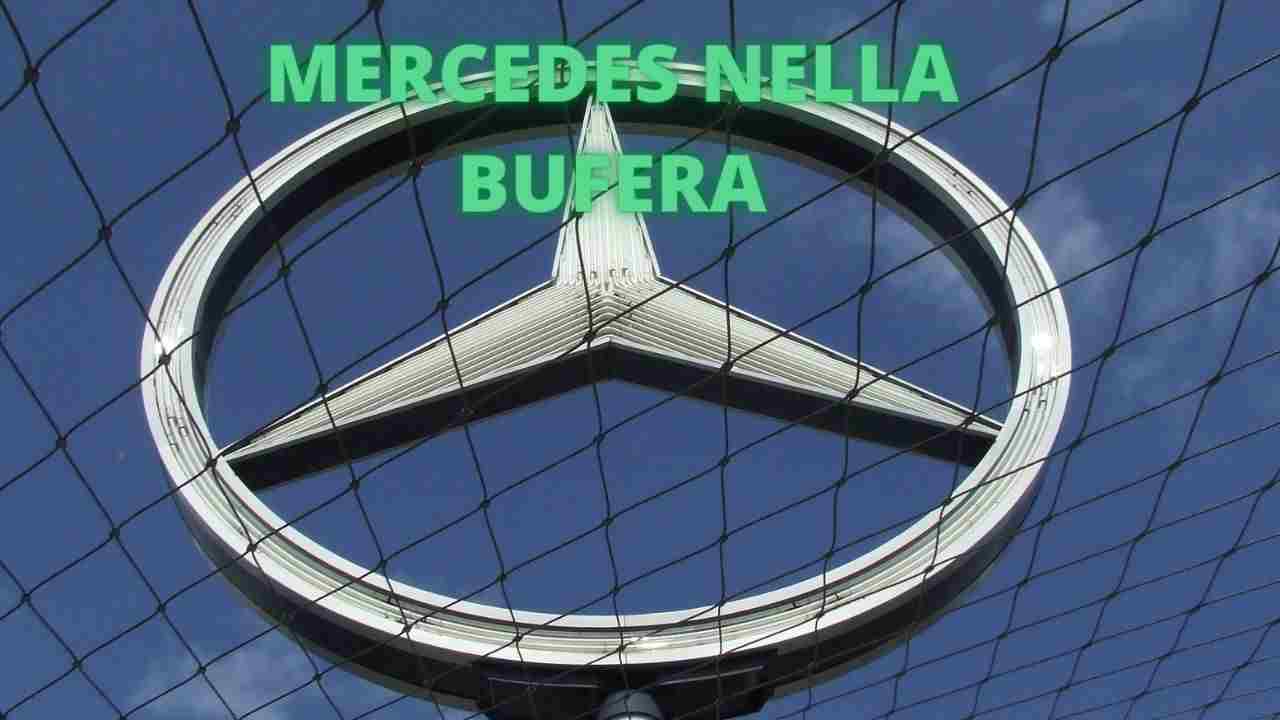 Mercedes, momento delicato per l'azienda tedesca (Canva) 10 novembre 2022 mondofuoristrada.it