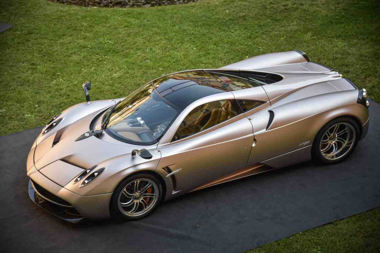 Pagani Messi