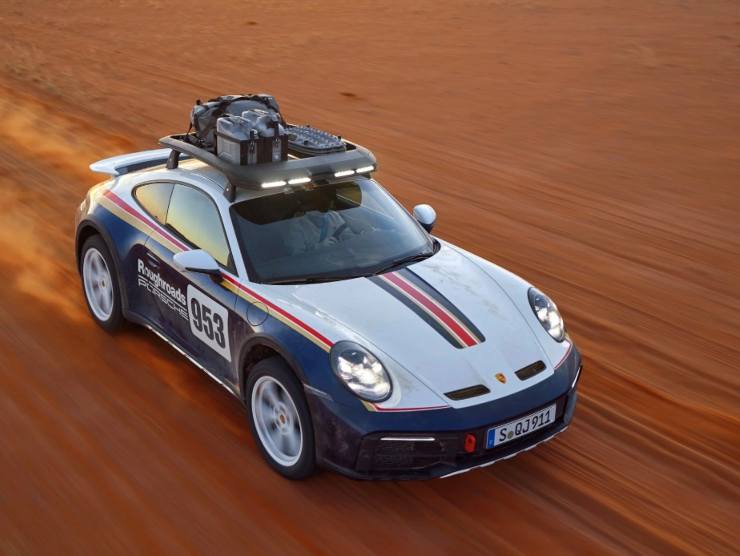 Porsche 911 Dakar, la rivoluzione fatta auto: l'azienda agli antipodi con questa macchina (Porsche) 20 novembre 2022 mondofuoirstrada.it