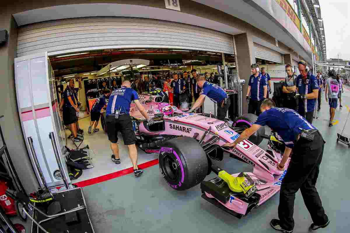 Ocon Force India box