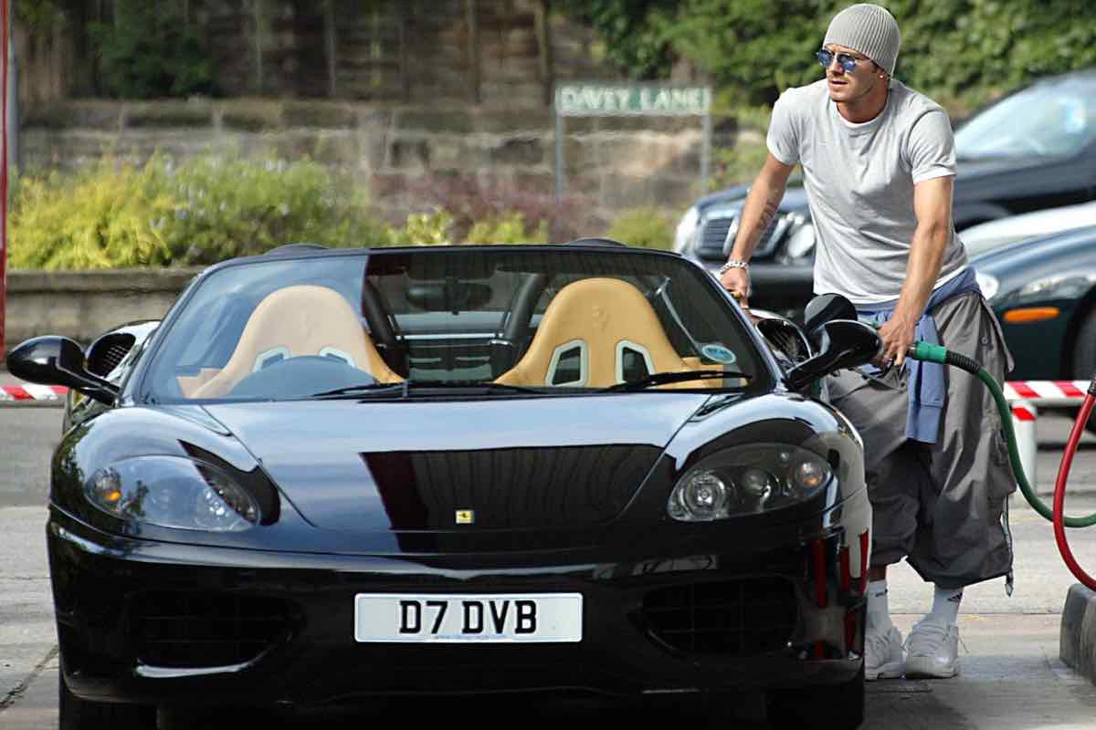 David Beckham e la sua Ferrari