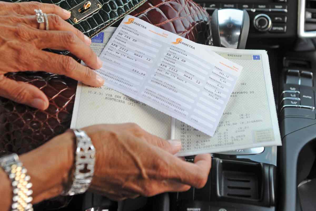 Bollo auto, cosa fare per non pagarlo più - Mondofuoristrada.it