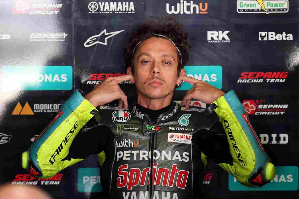 Valentino Rossi clamorosa decisione