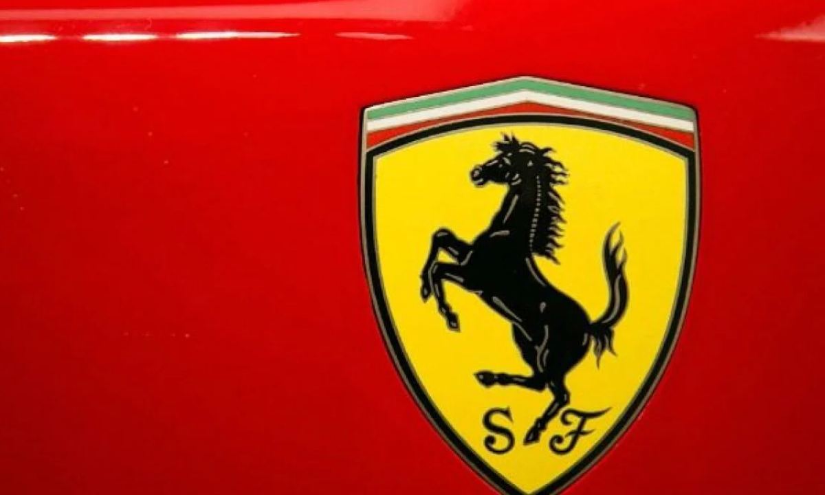 logo ferrari