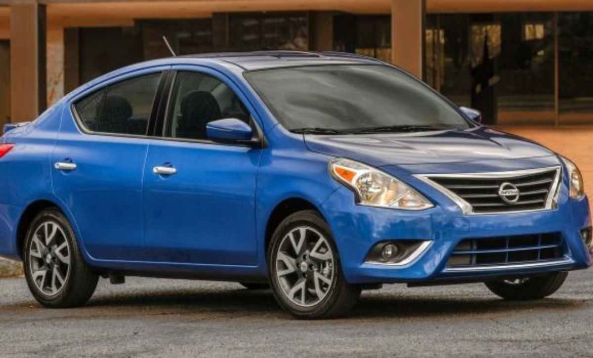 Nissan Versa