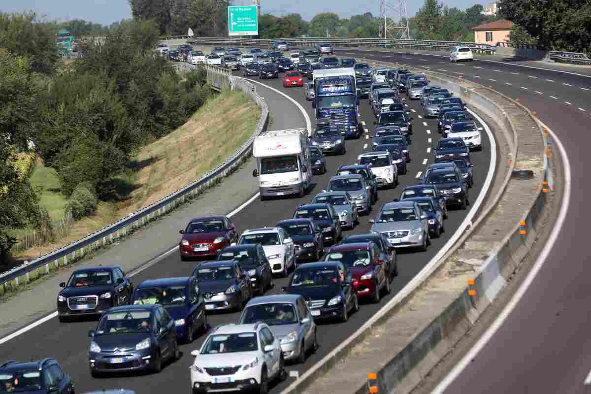 Auto, che sorpresa: uno dei modelli più venduti esce di produzione - Mondofuoristrada.it 