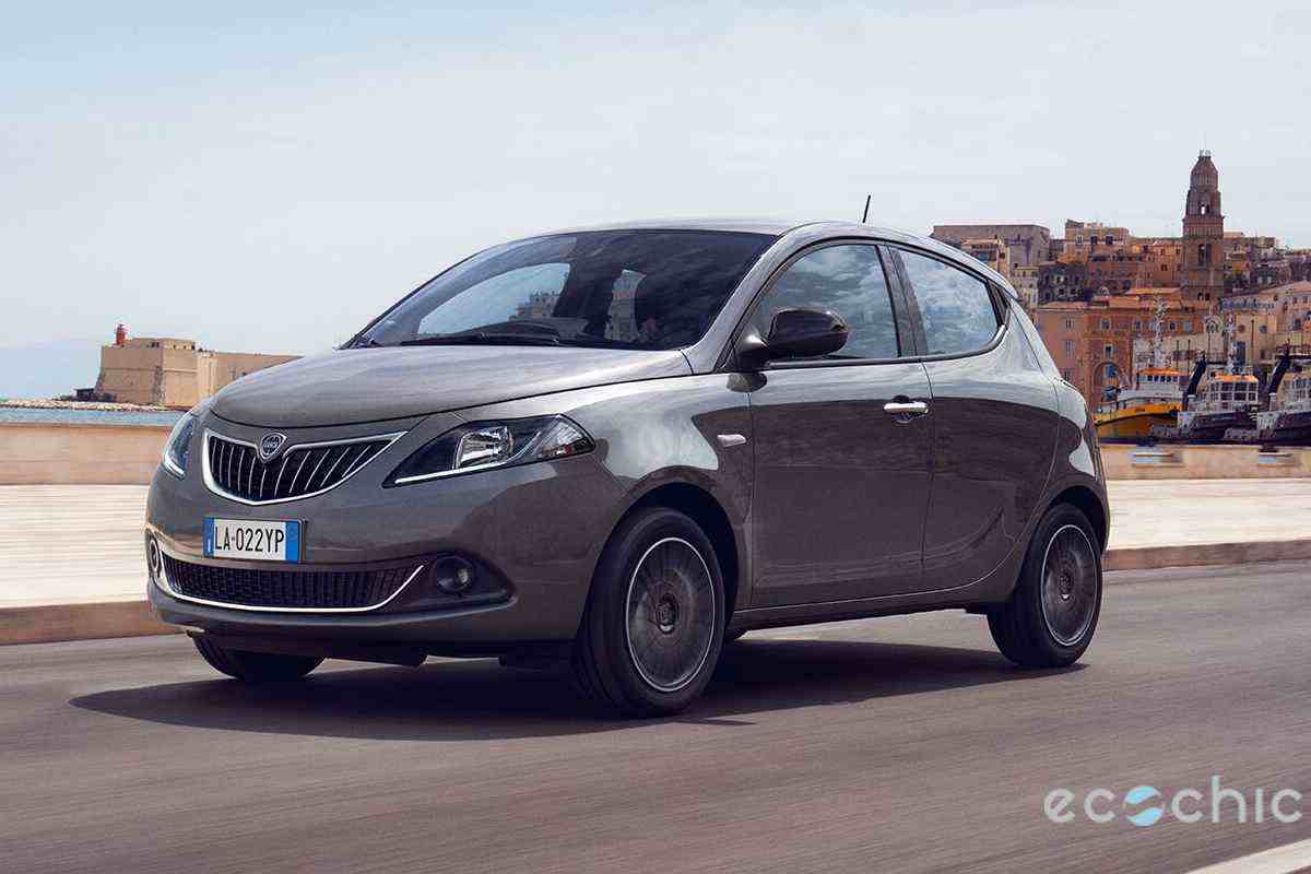 Lancia Ypsilon 16 marzo 2023 mondofuoristrada.it