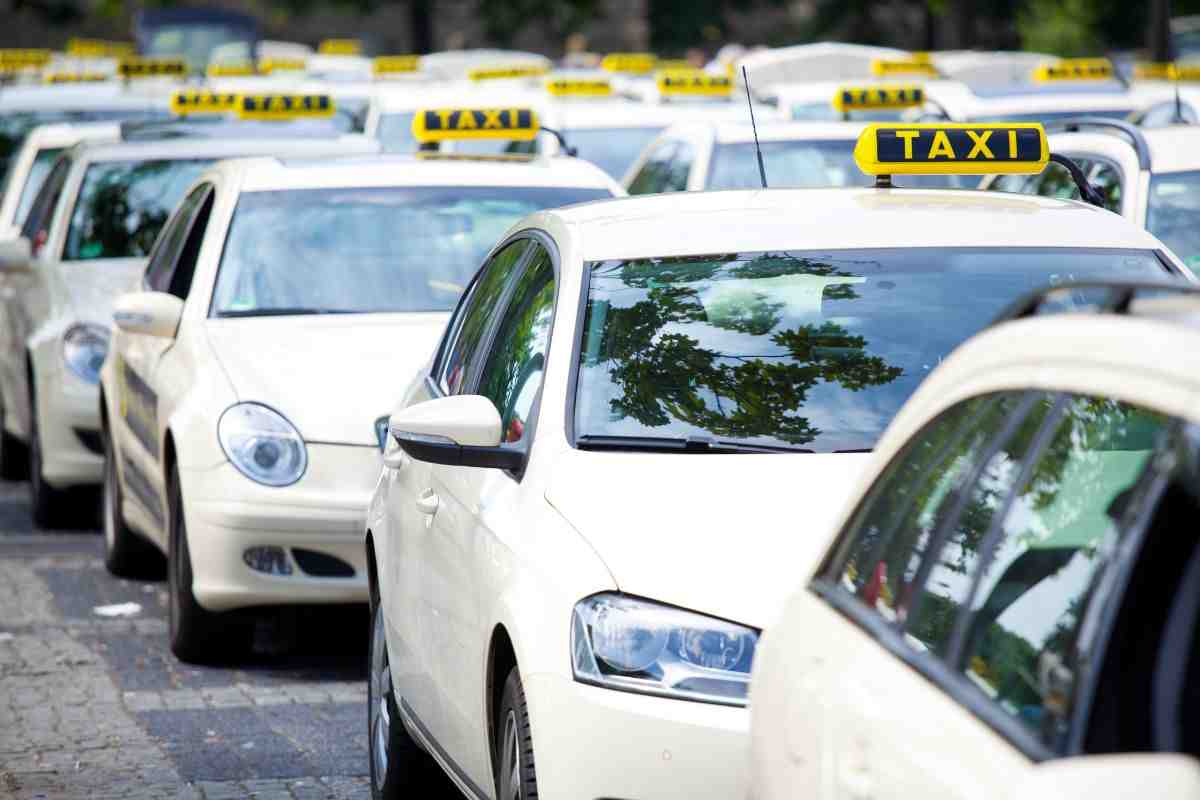 Auto utilizzata come taxi, come scoprirlo