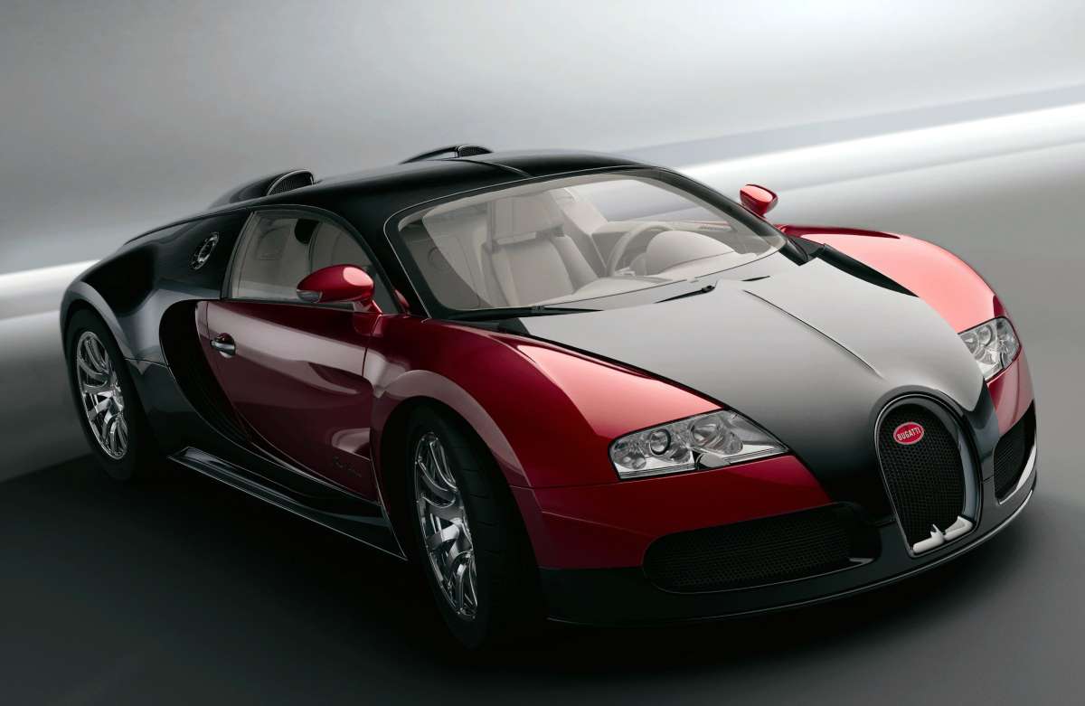 Bugatti Veyron, una delle auto di Tom Cruise