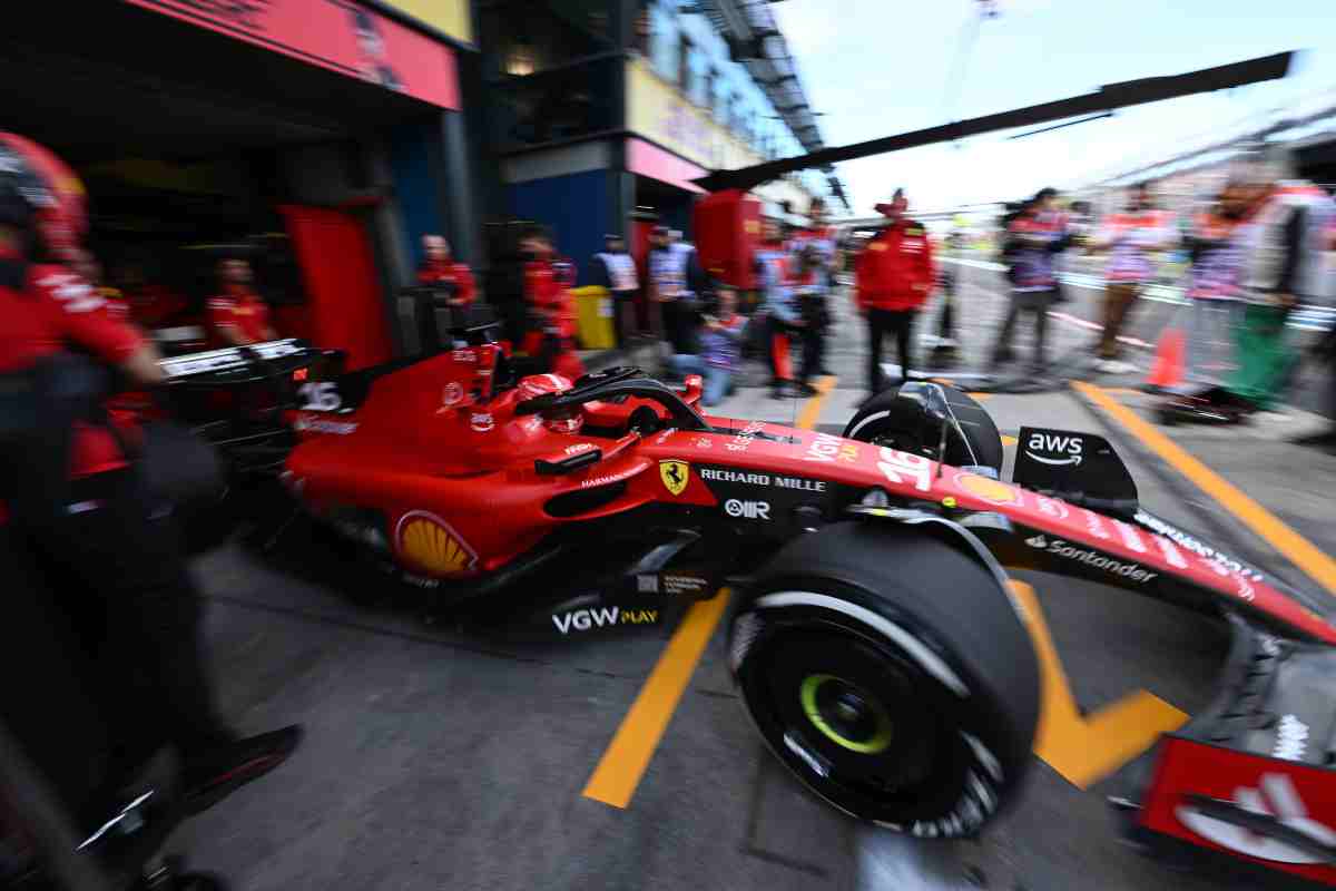 Charles Leclerc sulla SF-23 (mondofuoristrada.it - Ansa)