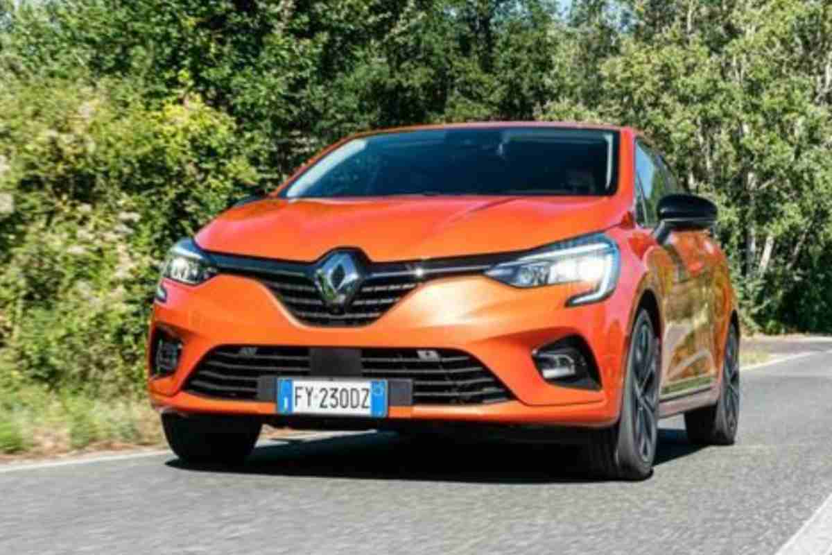 Renault Clio costosa