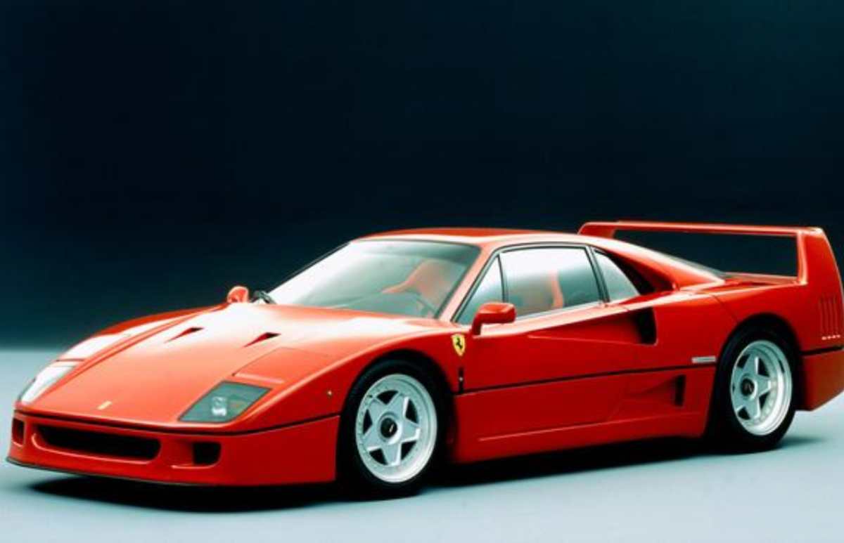 Ferrari F40 sequestrata