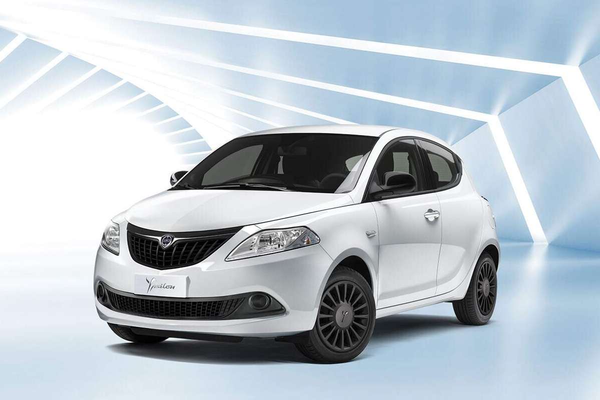 Lancia Ypsilon Silver, che offerta imperdibile