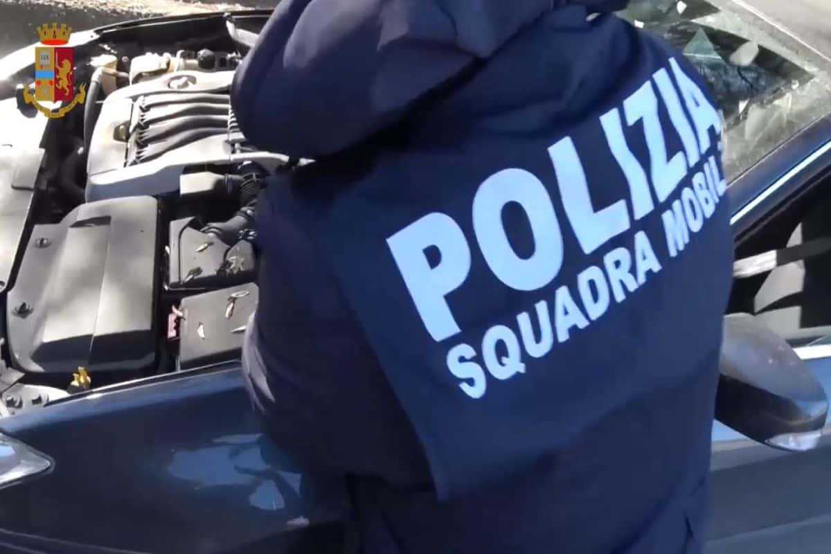 furti auto polizia