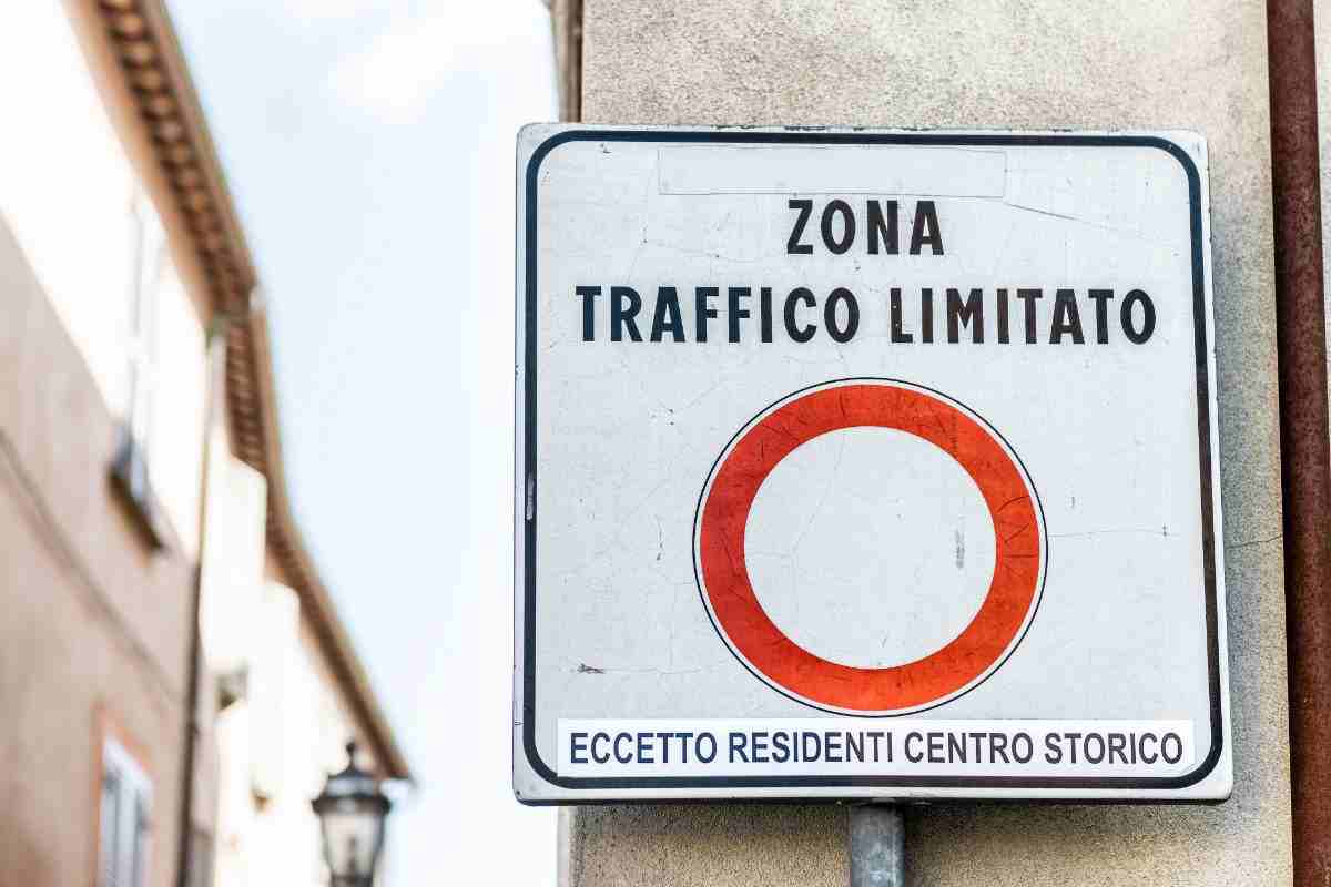 auto cttà ztl