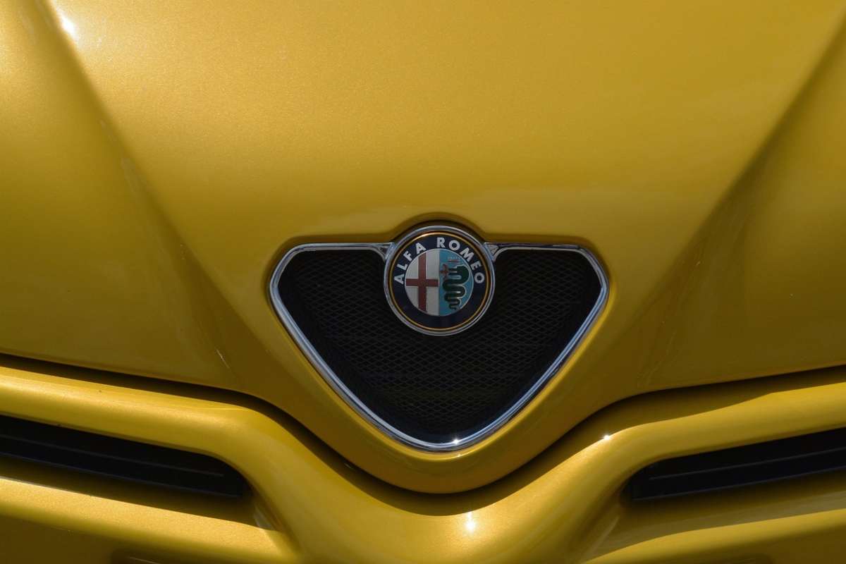 Alfa Romeo z33 la più brutta di sempre