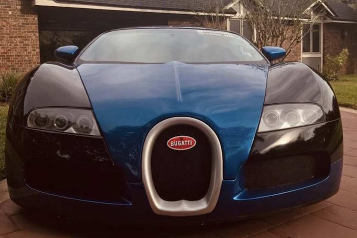 Bugatti, ecco una copia fake della Veyron