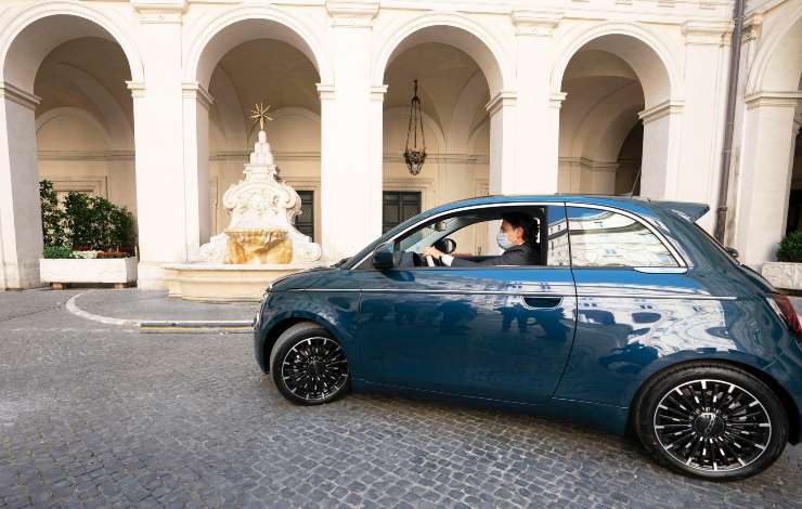 Fiat 500 elettrica, quanti sconti per l'utilitaria