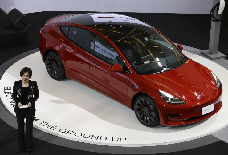 Tesla Model 3 prezzo