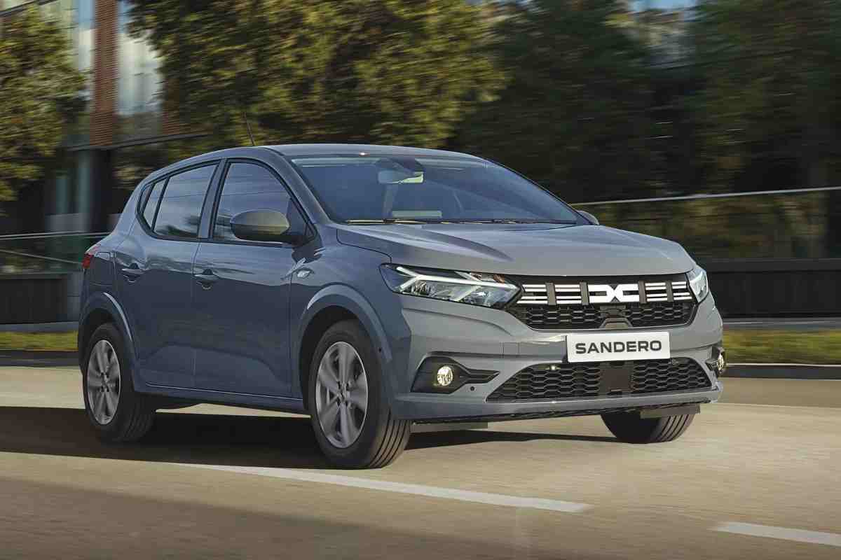 dacia sandero rivoluzione 2027