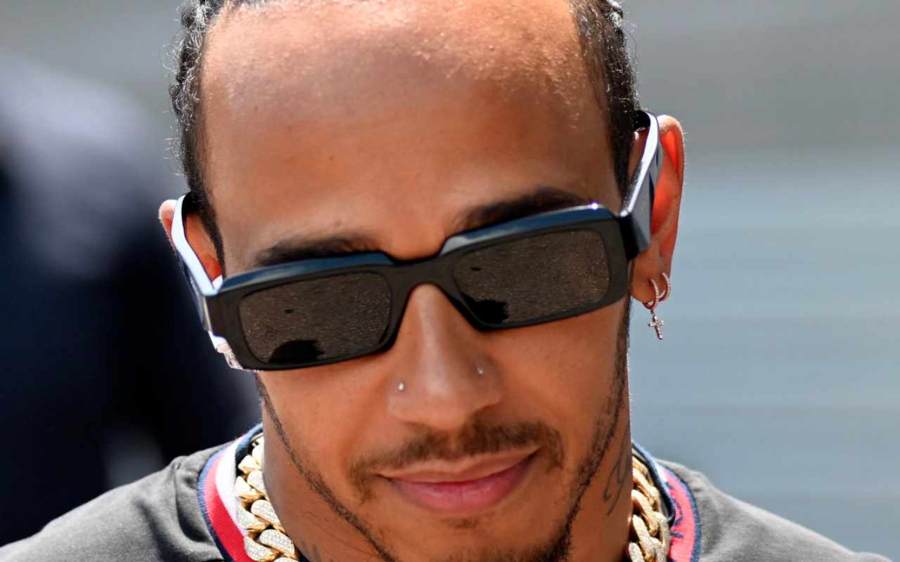 Lewis Hamilton passioni sportive