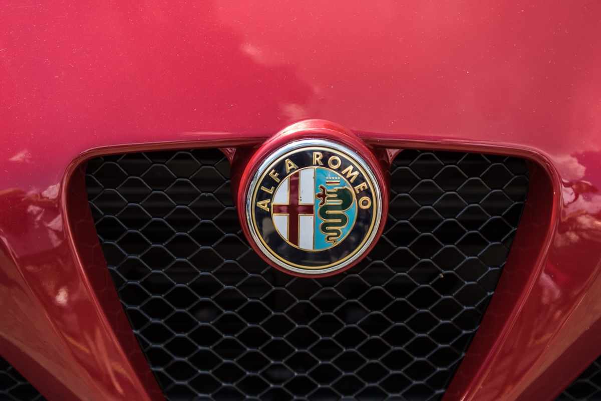 alfa romeo logo