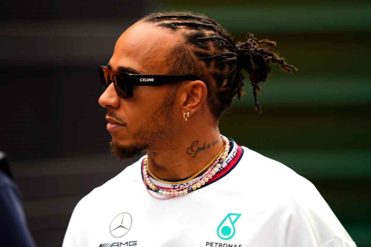 Lewis Hamilton shakira