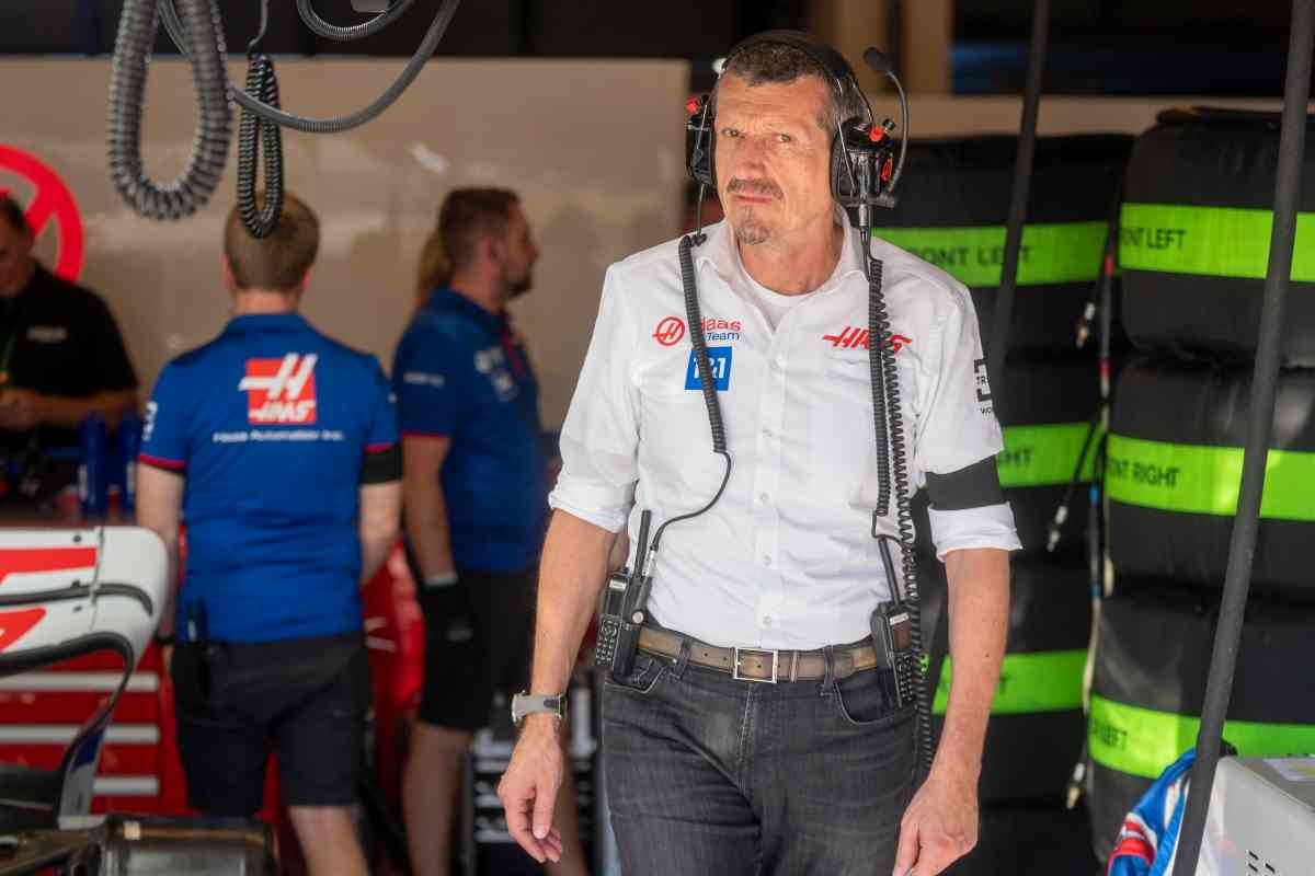 Il boss della Haas polemizza con Schumacher