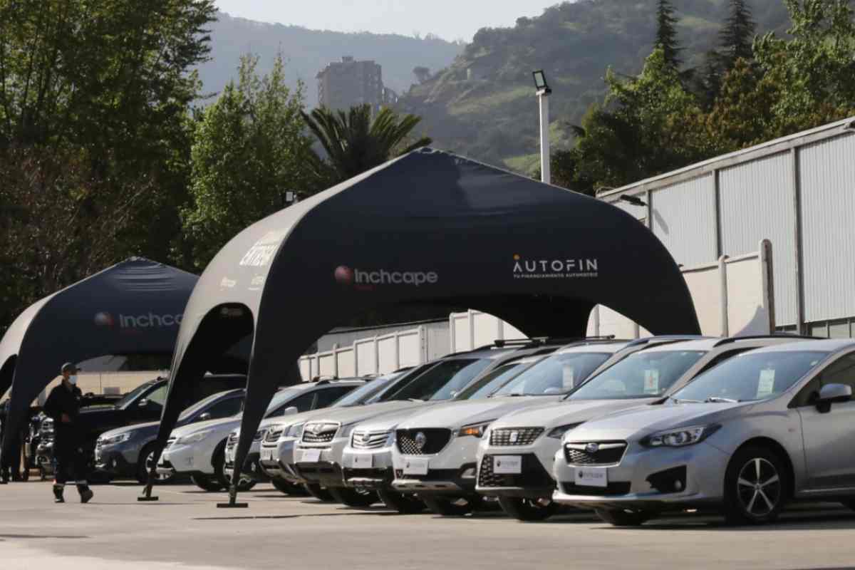 Auto ed un prezzo assurdo