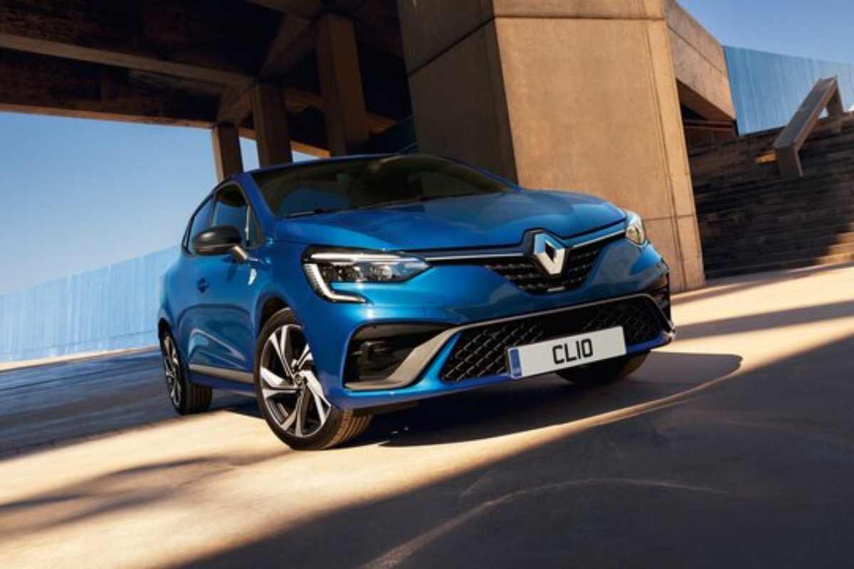 renault clio offerta