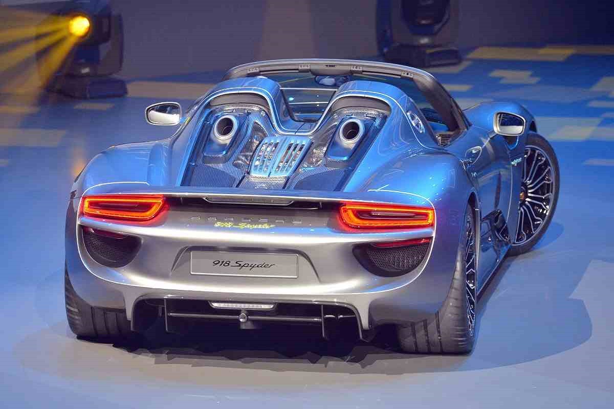 Porsche supercar elettrica