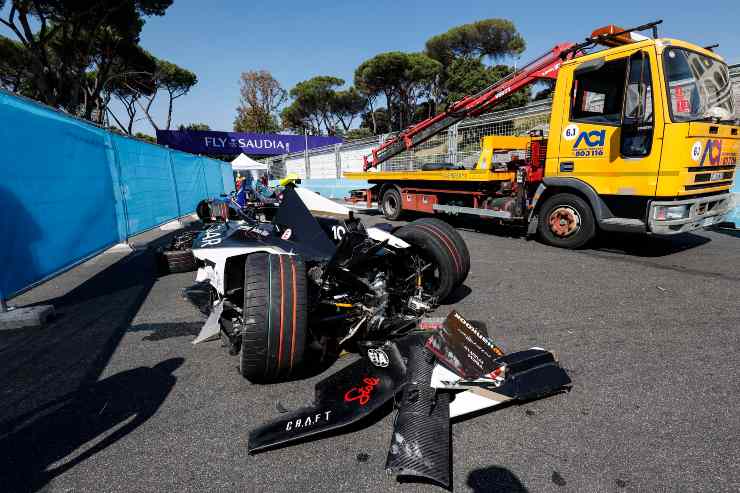 Incidente Formula E, incredibile cosa è successo