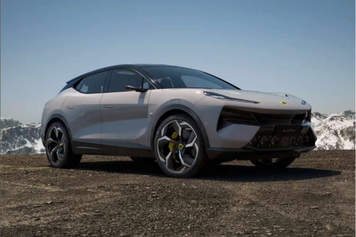 lotus eletre suv prezzo