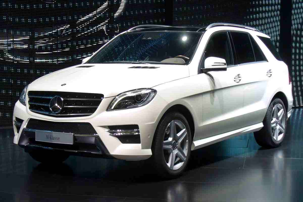 mercedes classe m amadeus che auto guida