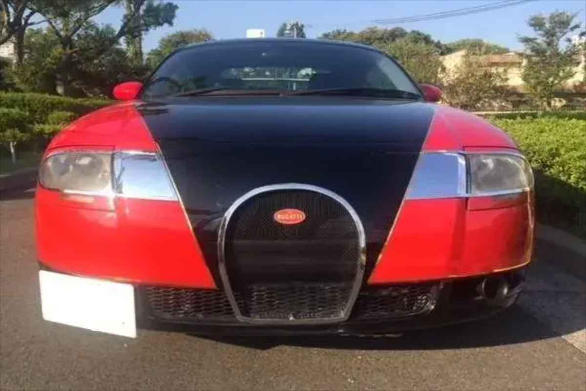 Audi che sembra una Bugatti