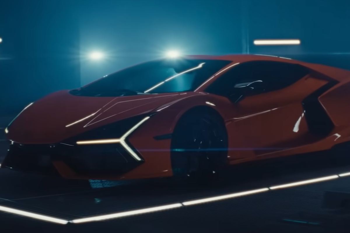 Pronta ad arrivare sul mercato la Lamborghini Revuelto