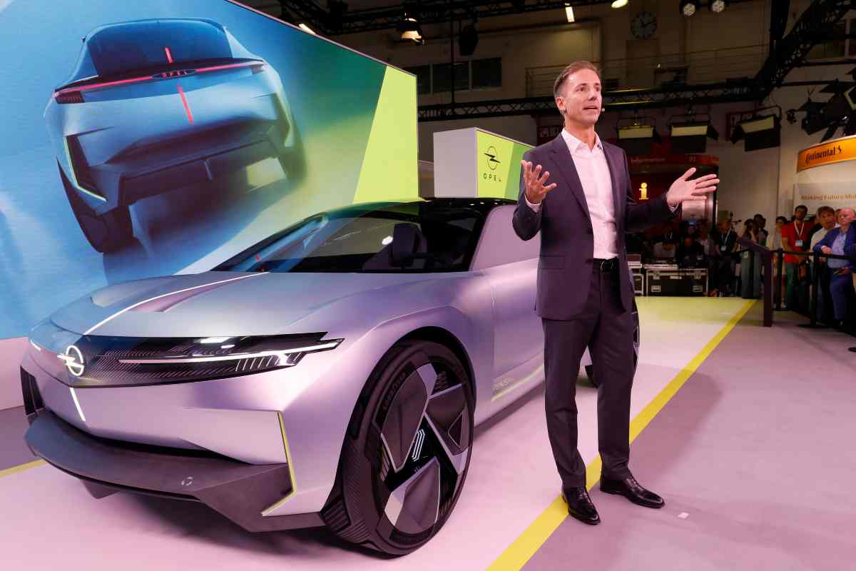 Opel novità elettrico futuro