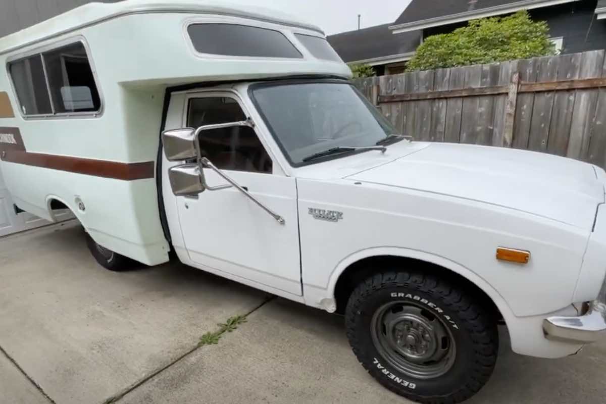 Il camper della Toyota degli anni '70 torna alla moda