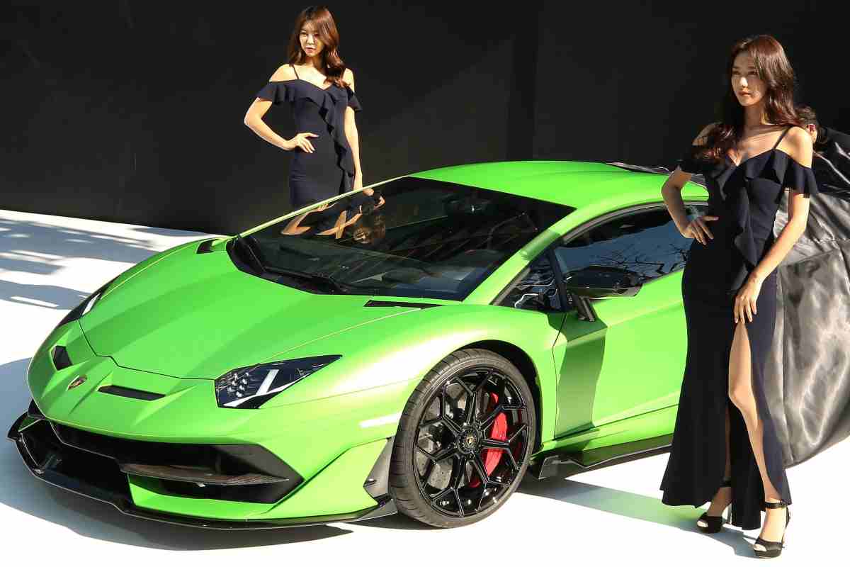 Dalla Ecosport alla Aventador, tante auto escono di scena