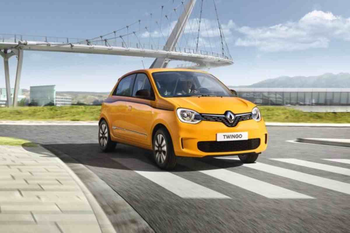 renault twingo offerta a 18.000 euro