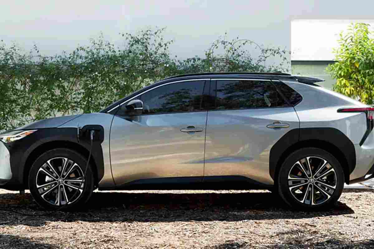 toyota bz4x offerta italia