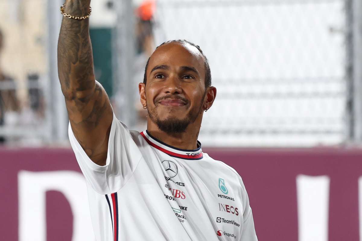 Lewis Hamilton, all'asta la sua Mercedes