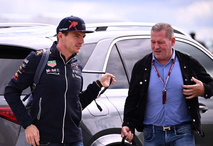 Max Verstappen F1 Time copertina Red Bull Jos