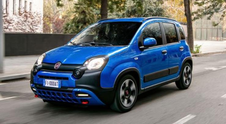 FIAT Panda ibrida offerta noleggio lungo termine