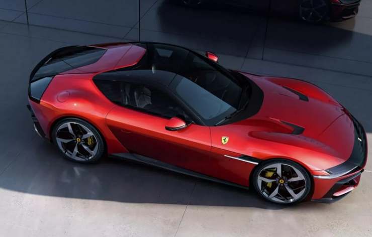 Ferrari 12Cilindri motore caratteristiche tecniche