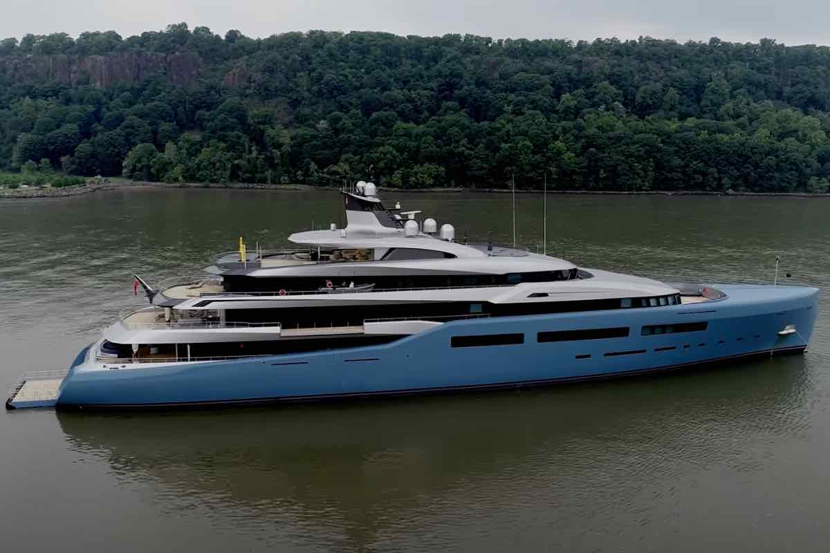 Aviva Yacht costo optional a bordo