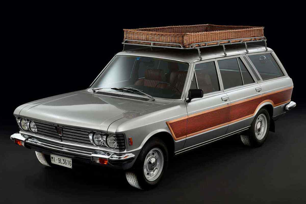 FIAT 130 Familiare